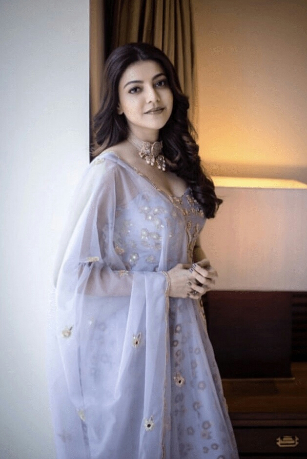 Kajal Aggarwal Teasing In Sleeveless Traditional Clicks