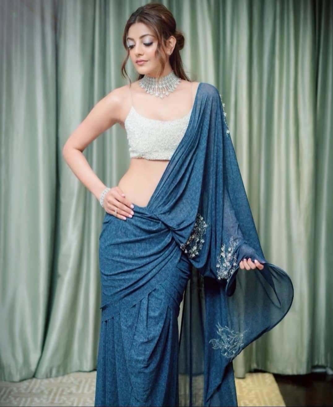 Kajal Aggarwal Teasing Temptation By Wearing Hot Saree
