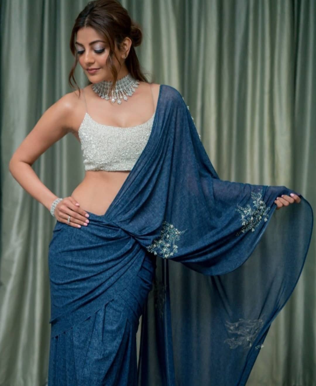 Kajal Aggarwal Teasing Temptation By Wearing Hot Saree