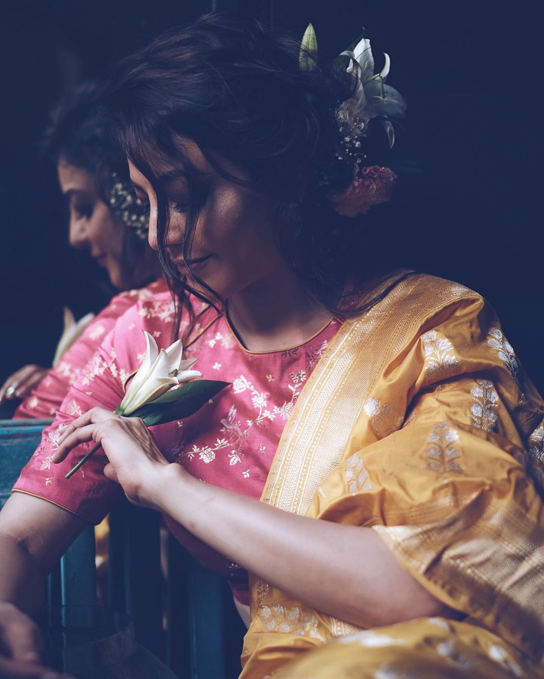 Kajal Aggarwal Tempting Sizzler Saree Photos