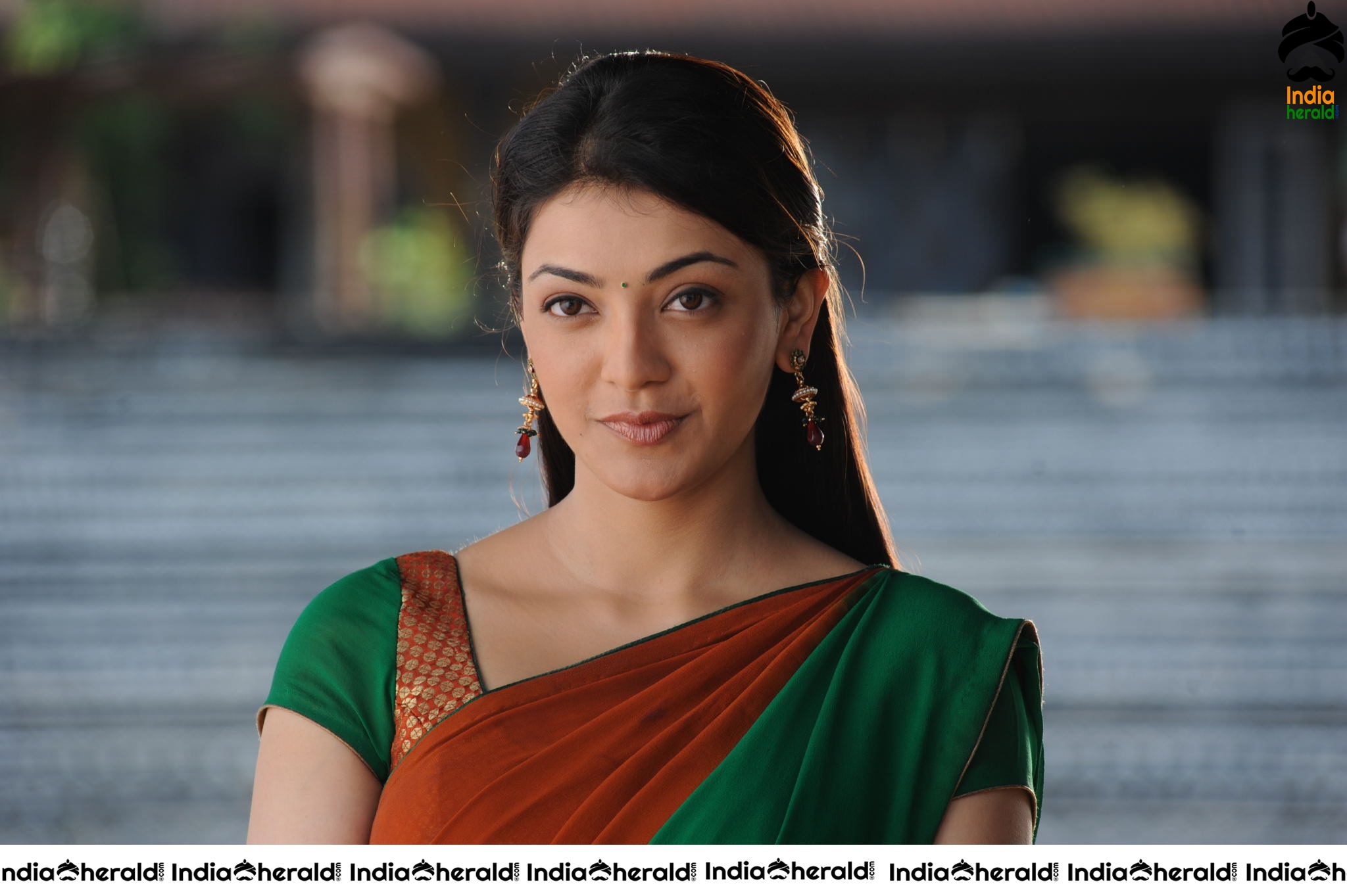 Kajal Aggarwal Tempts your Mood by exposing her Hot Areas in these Photos Collection Set 1