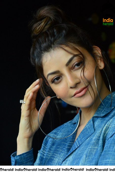 Kajal Aggarwal Unseen Latest Hot Photos where she flaunts her TWO BIG RINGS