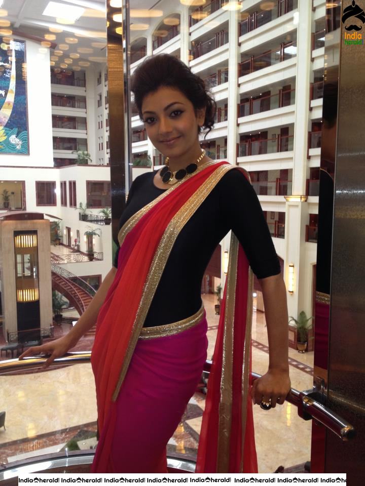 Kajal Aggarwal Unseen Photos with her Family and Neighbors Set 4