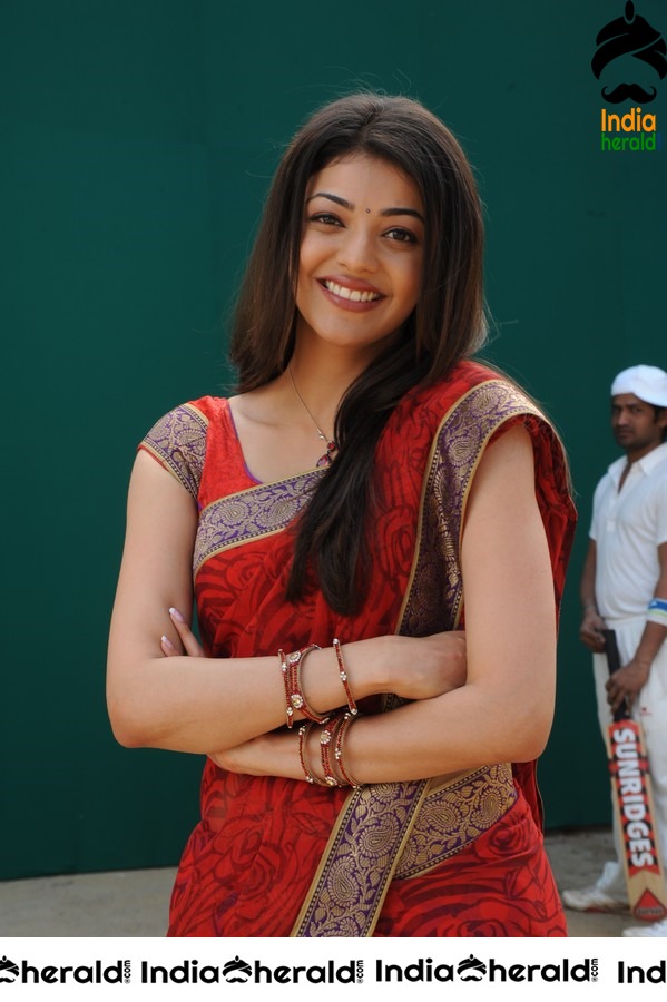 Kajal Aggarwal Vintage Hot Photos flaunting her Hip and Assets Set 3