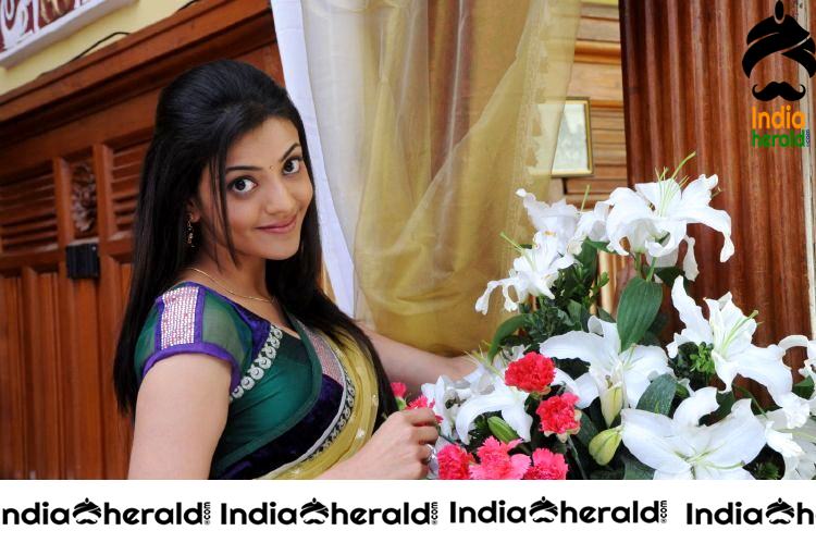 Kajal Aggarwal Vintage Hot Photos flaunting her Hip and Assets Set 4