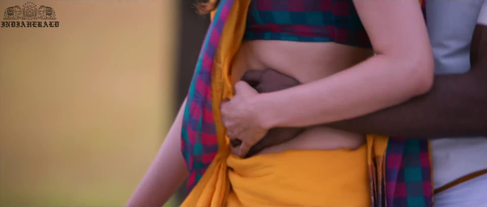 Kajal Aggarwal waist squeezed and Navel pressed by Hero Hot photos Set 2