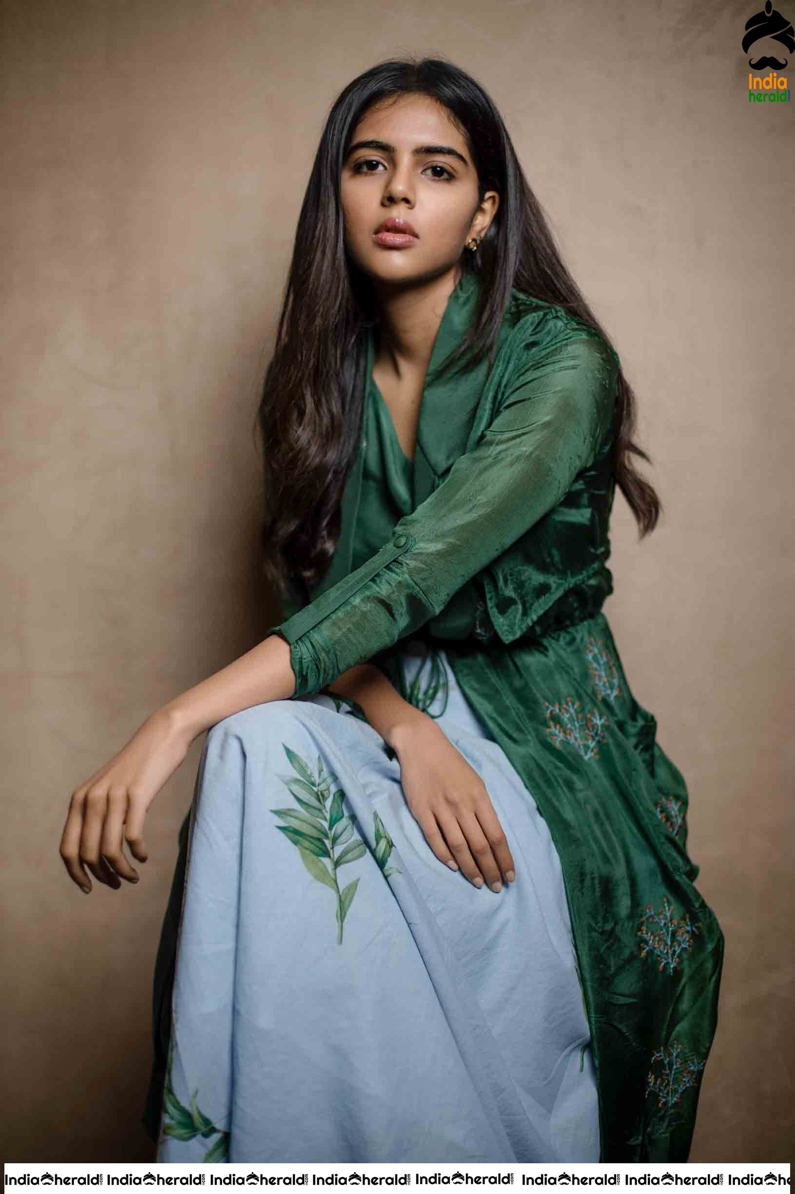 Kalyani Priyadarshan Latest Hot Tempting Photos Set 4