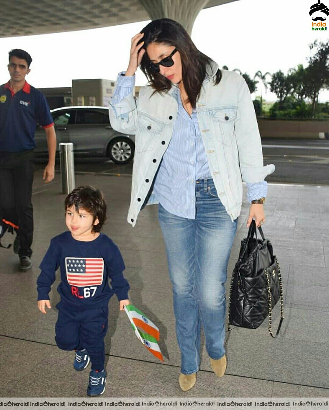 Kareena kapoor And Her Son Spotted At Mumbai Airport