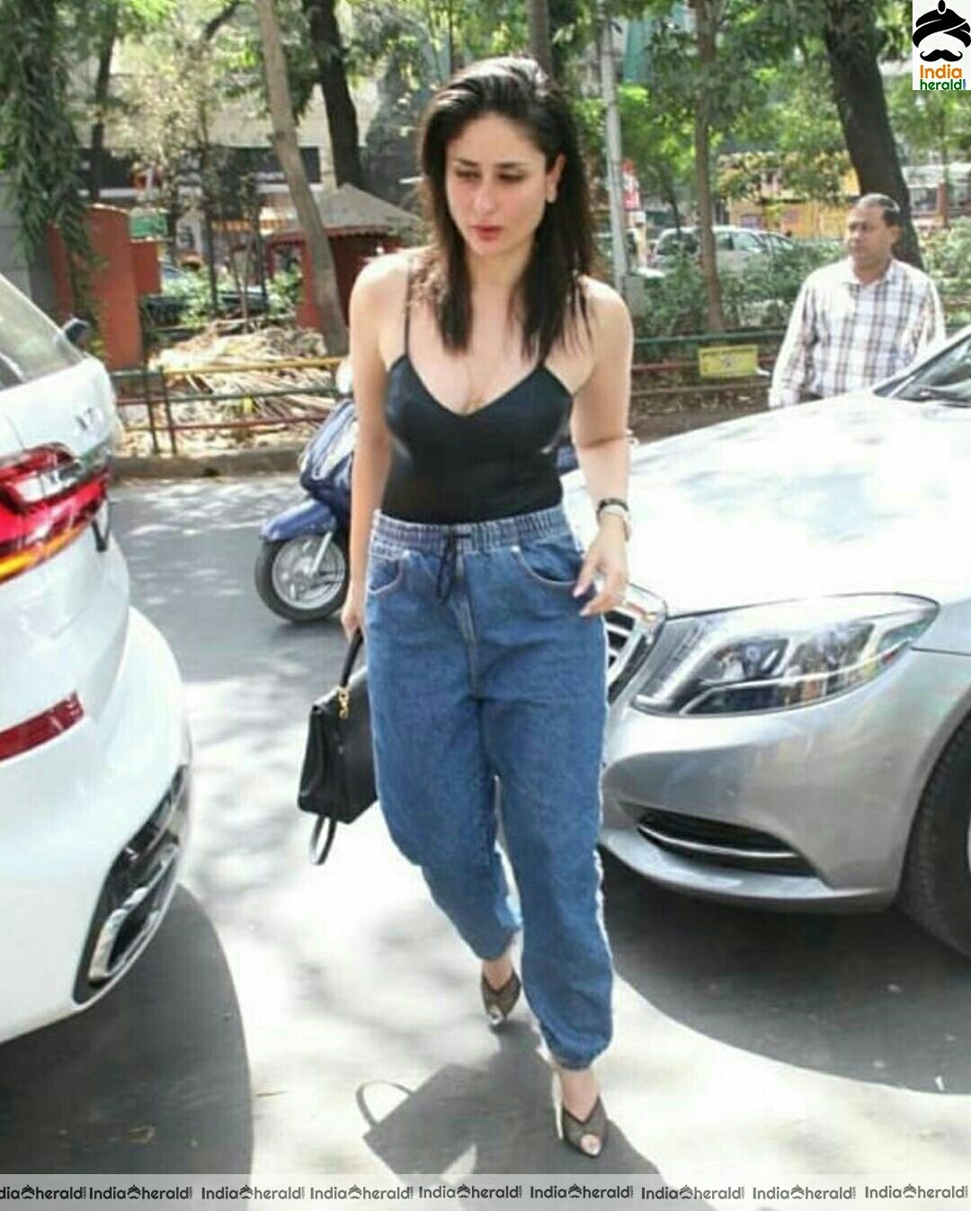 Kareena Kapoor Hot Black Top Stills