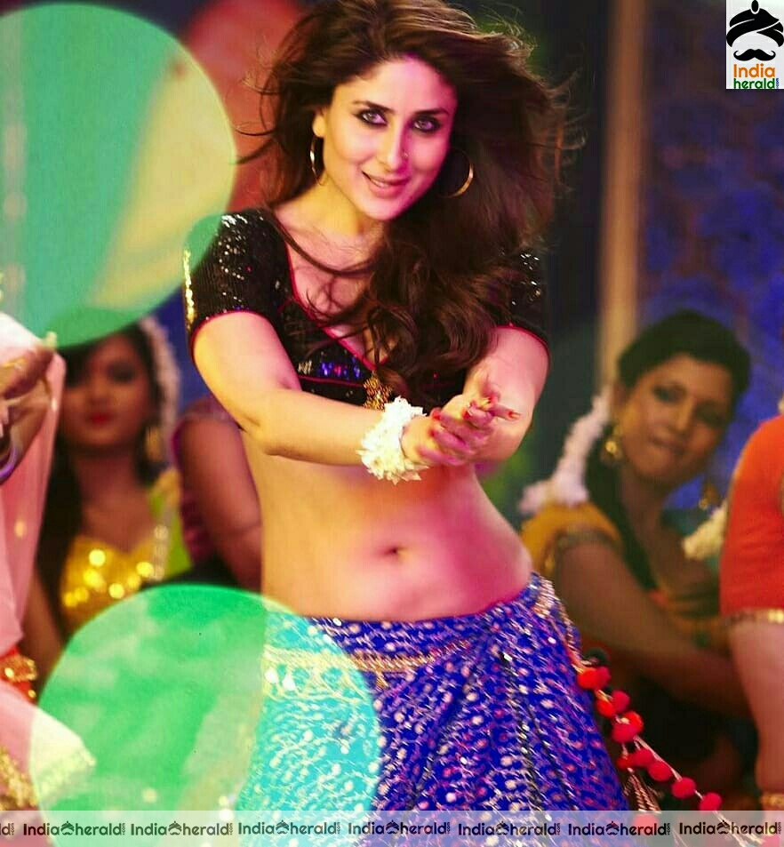 Kareena Kapoor Hot Dance Performance Stills