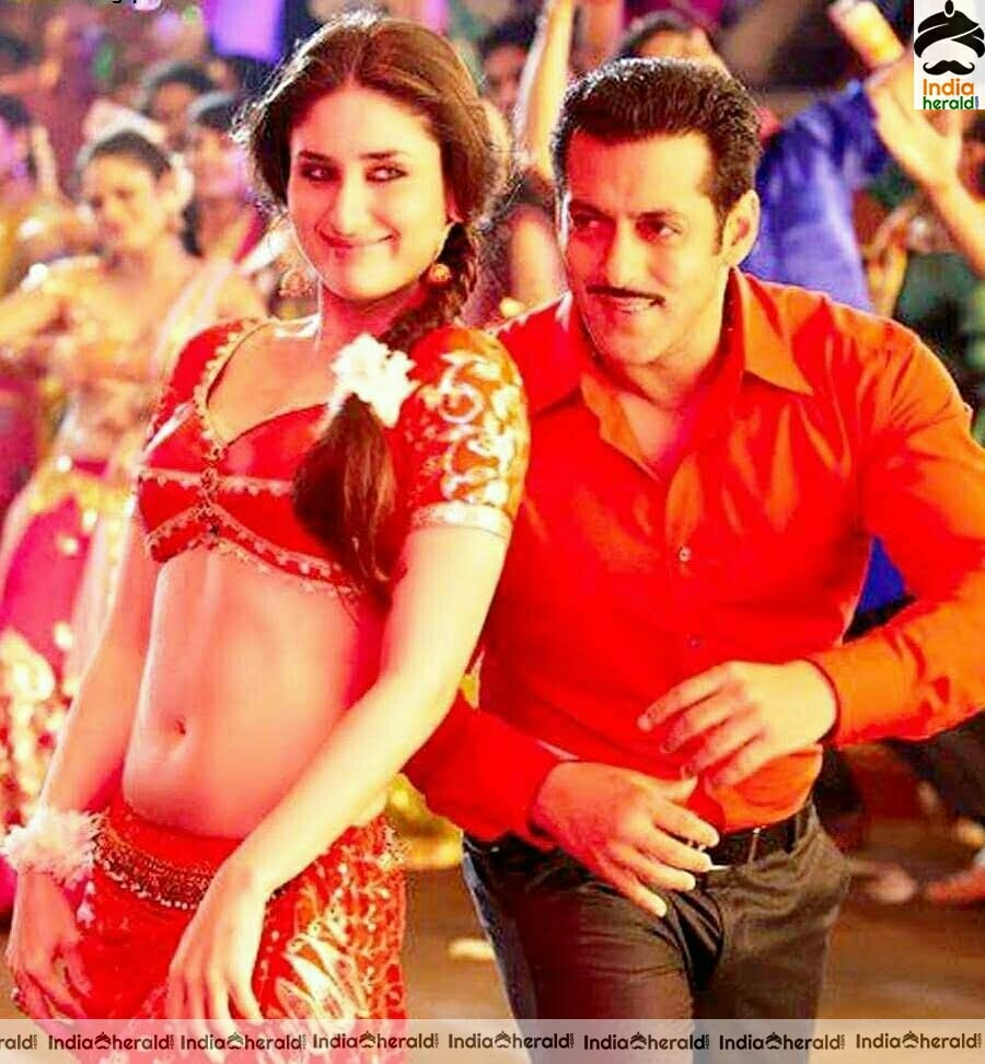 Kareena Kapoor Hot Dance Performance Stills