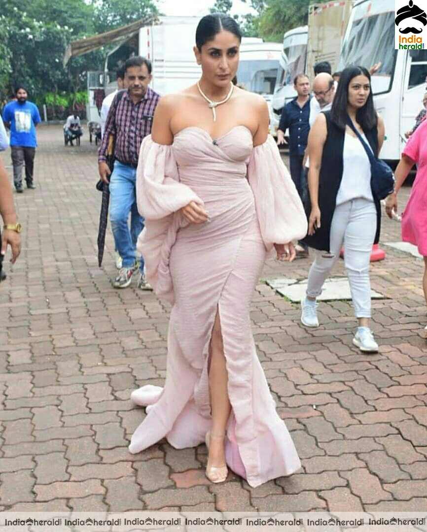 Kareena Kapoor Looking Like A Hot Chick In This Sexy Maxi
