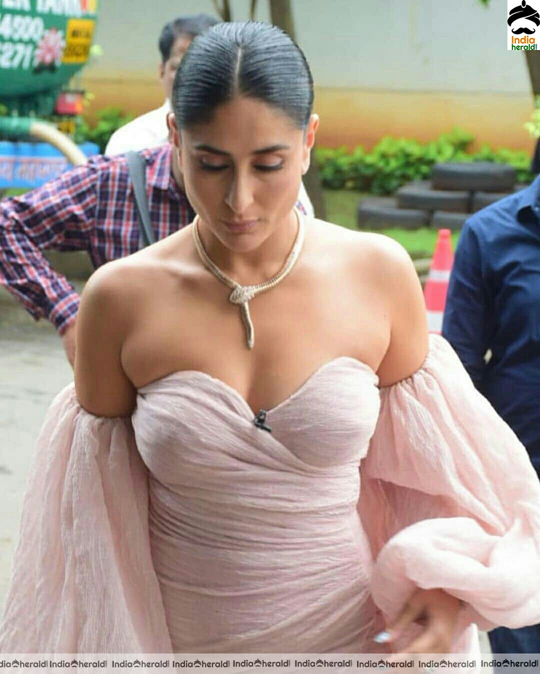 Kareena Kapoor Looking Like A Hot Chick In This Sexy Maxi