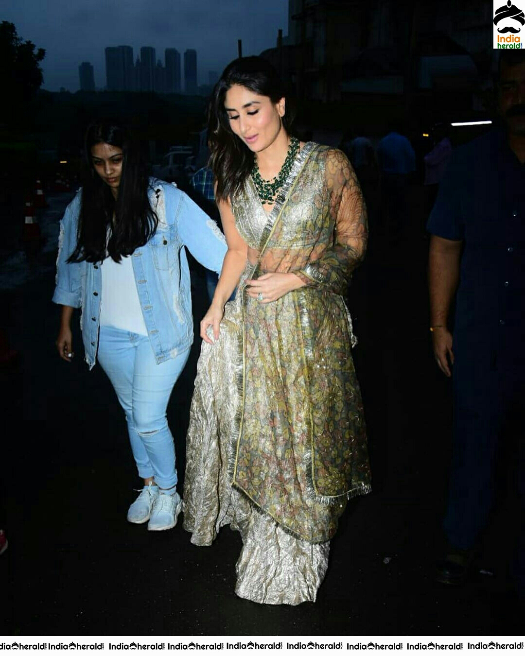 Kareena Kapoor Seducing In Transparent Saree Alike Dress