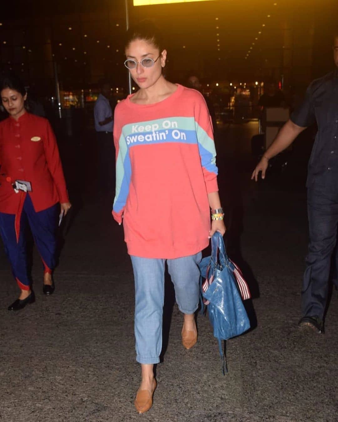Kareena Kapoor Spotted In Casual Denim At Juhu