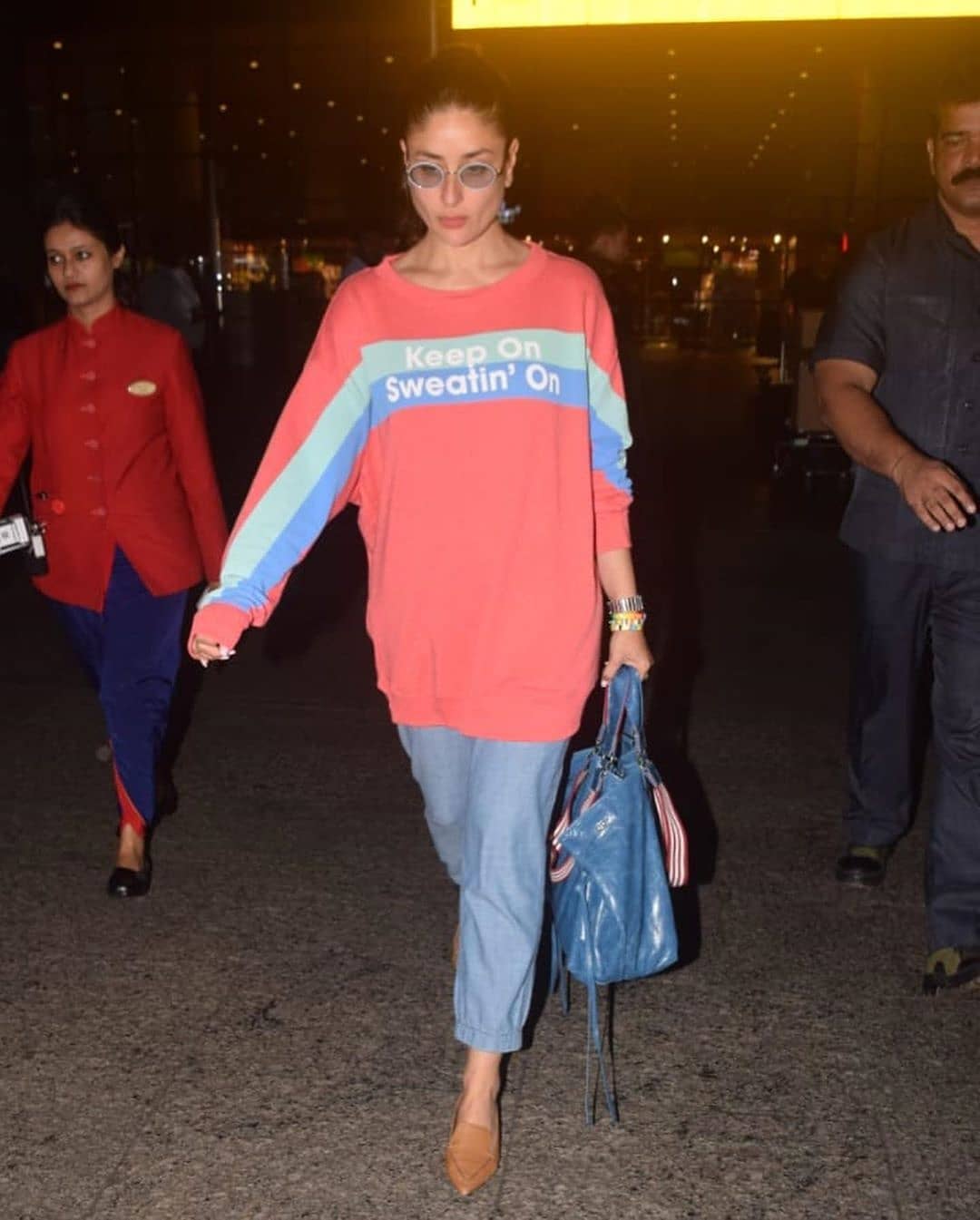 Kareena Kapoor Spotted In Casual Denim At Juhu