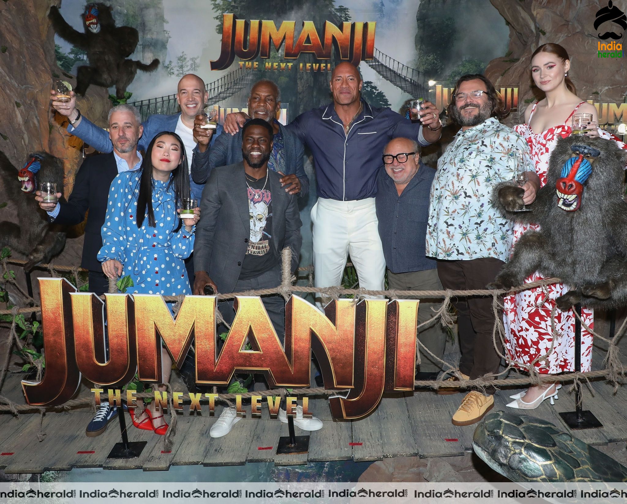 Karen Gillan at Jumanji The Next Level Premiere in Cabo San Lucas Mexico Set 2