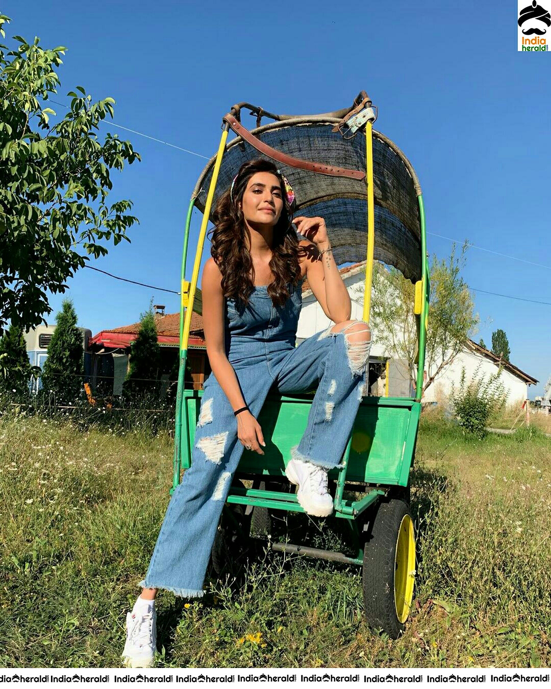 Karishma Tanna Blue Sleeveless Dress Photo Stills