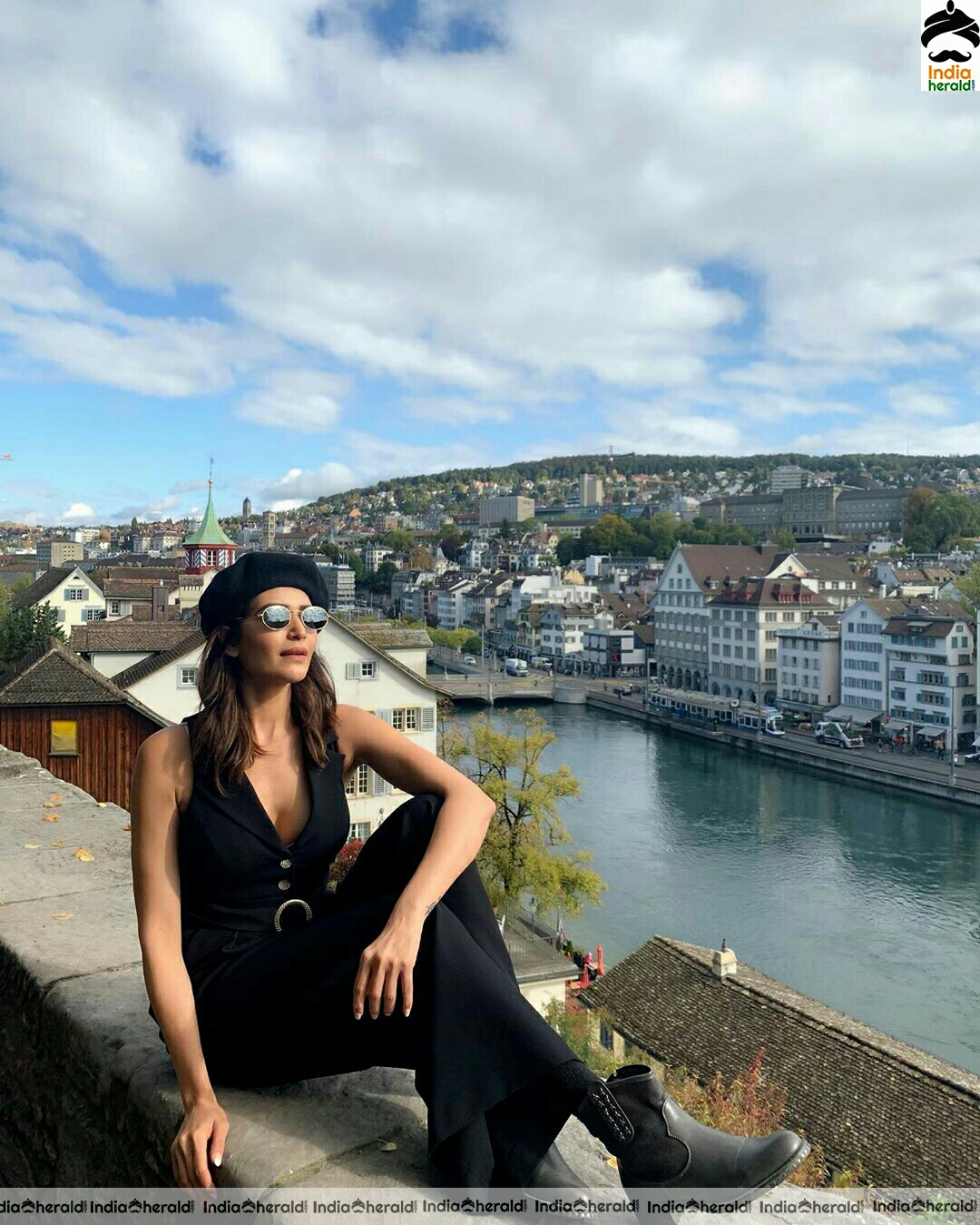 Karishma Tanna Cute Black Dress stills