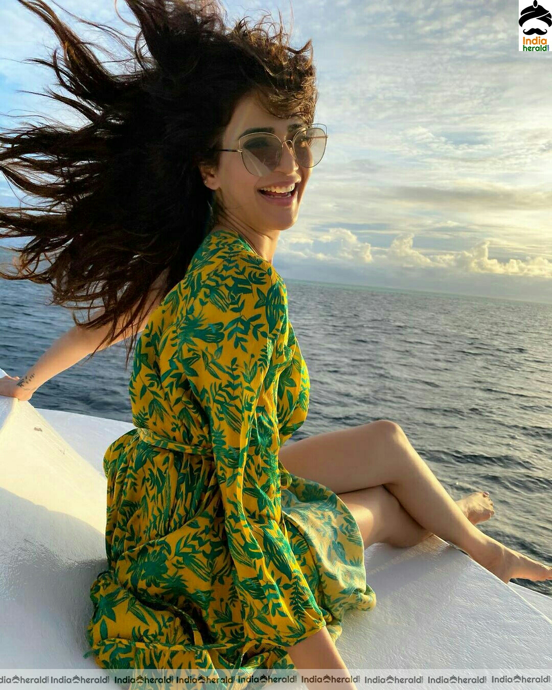 Karishma Tanna Cute Green Dress Stills