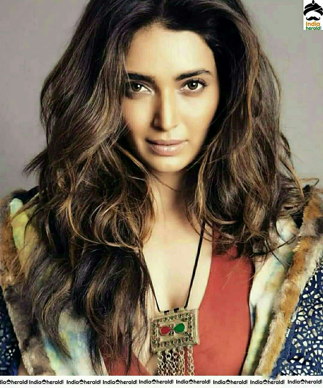 Karishma Tanna Hot And Sexy Compilation Stills