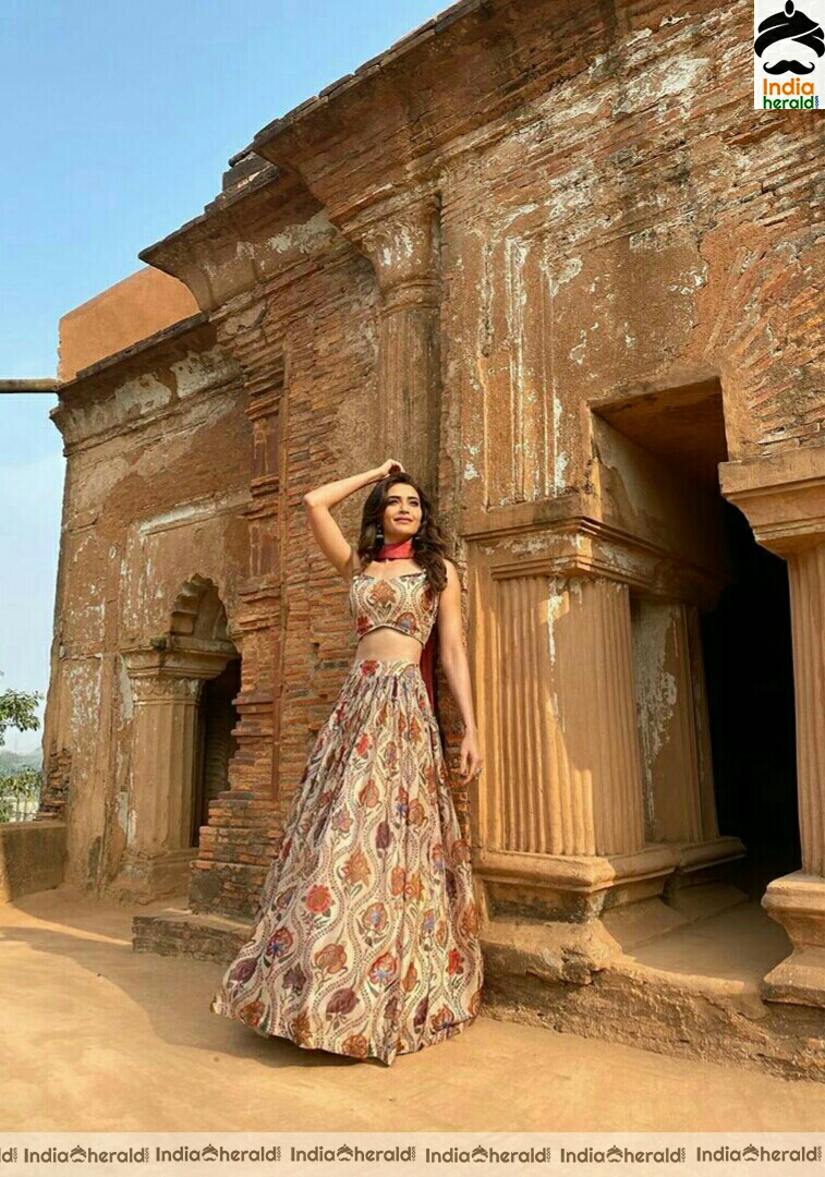 Karishma Tanna Kindling Cuteness In These Photos
