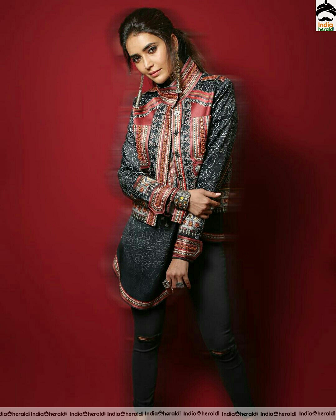 Karishma Tanna Mesmerizing photoshoot