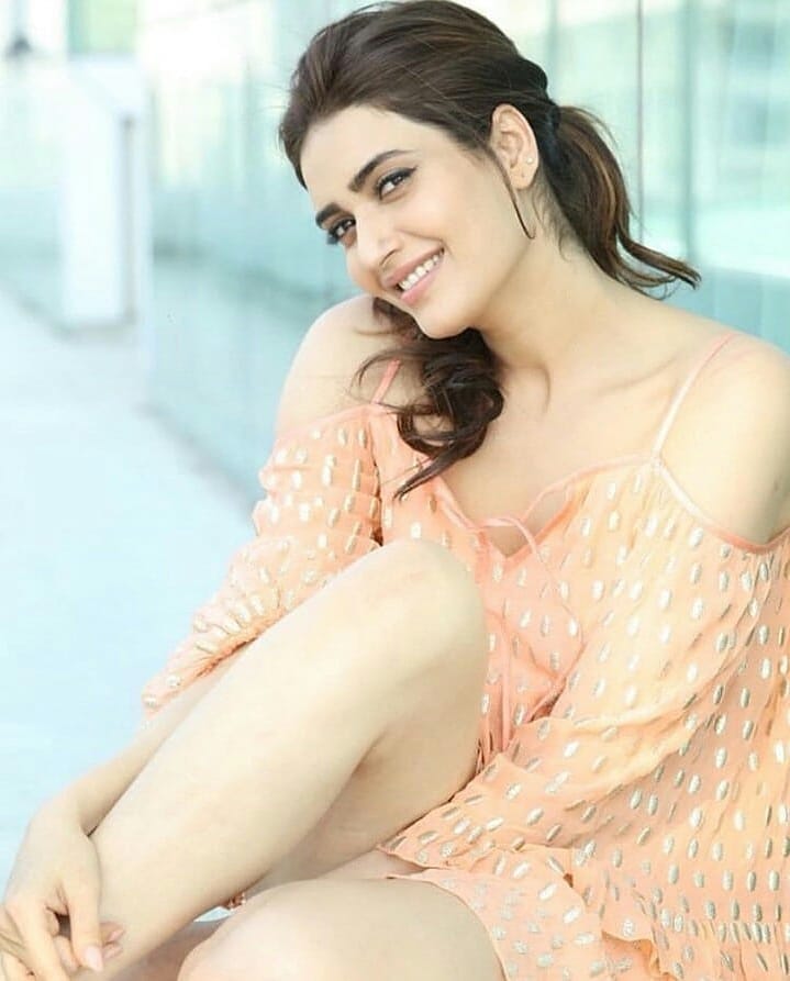 Karishma Tanna Photos Compilation