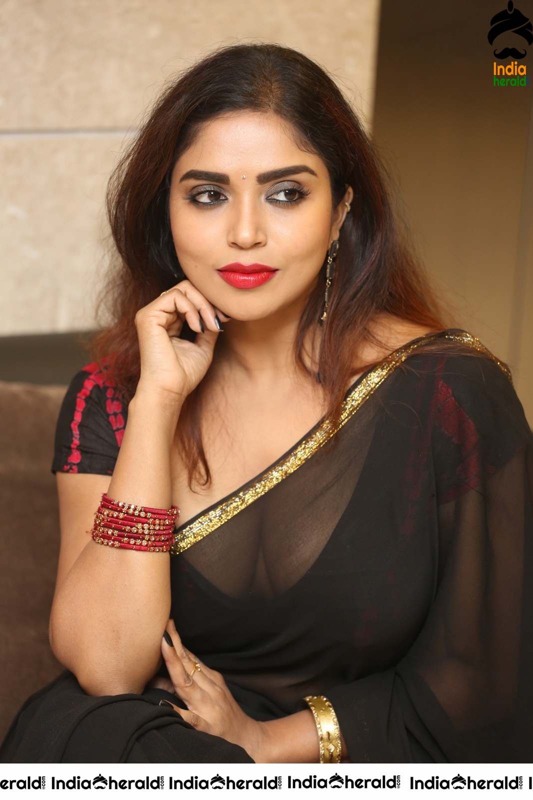 Karunya Chowdary Sizzling Hot Stills in Saree