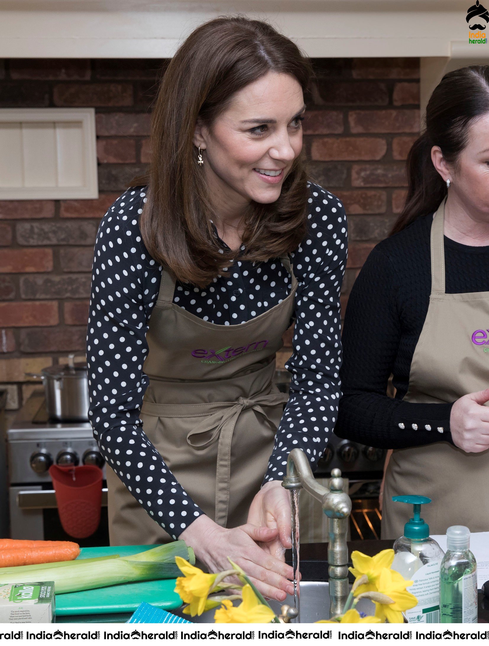 Kate Middleton Visits Savannah House in Dublin Ireland Set 2