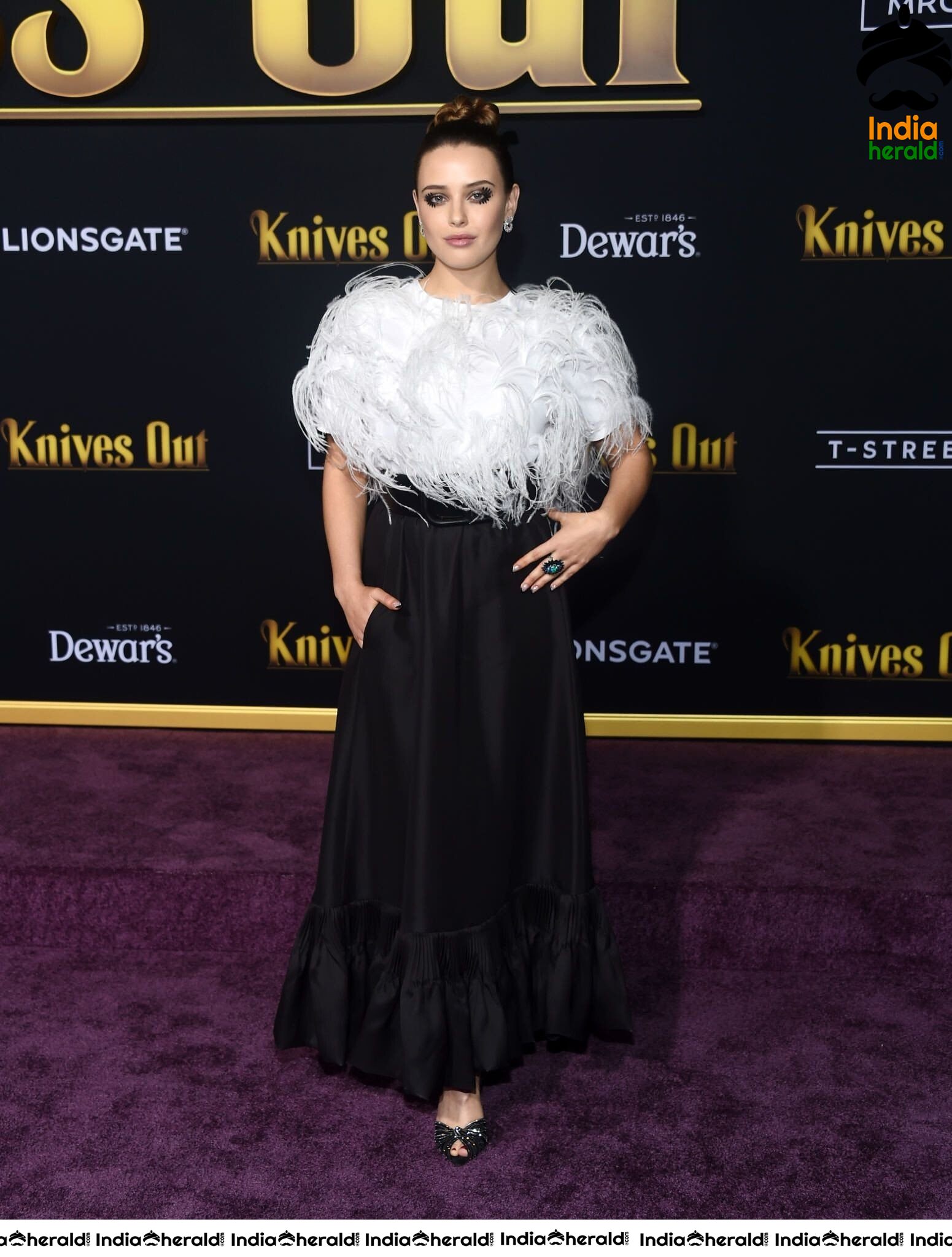 Katherine Langford at Knives Out Premiere in Los Angeles Set 1