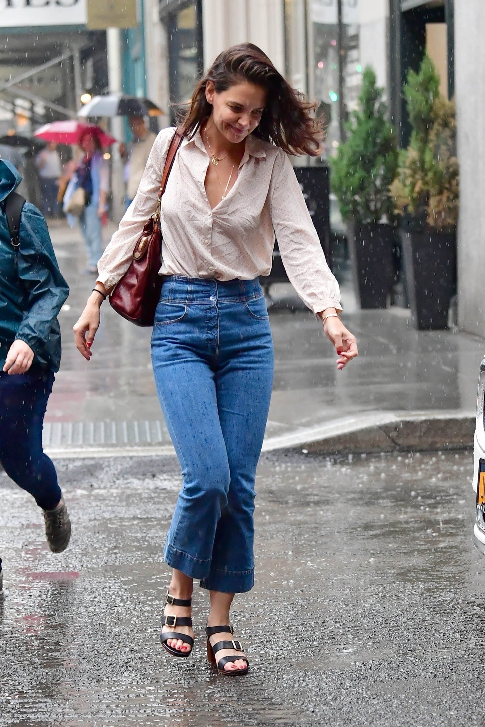Katie Holmes On A Rainy Day Out In New York City