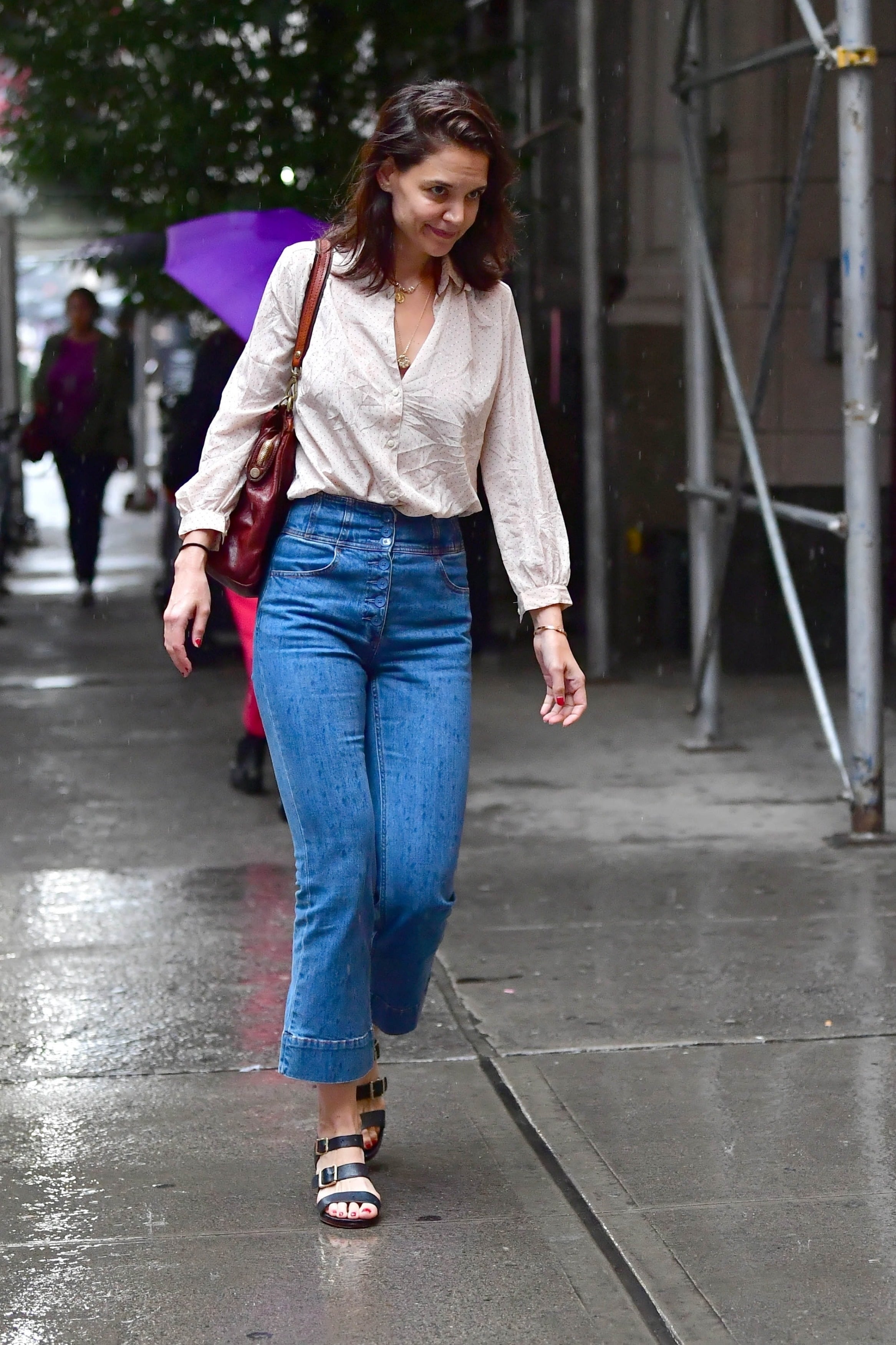 Katie Holmes On A Rainy Day Out In New York City