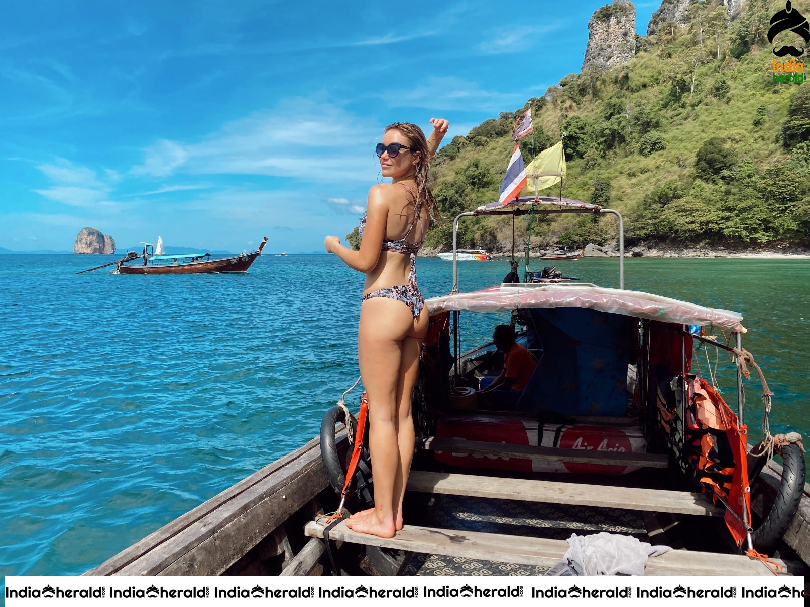 Katrina Bowden Photos from her Thailand Vacation Set 3