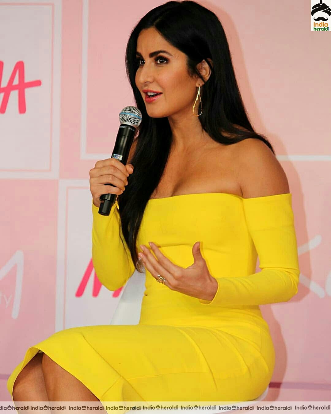Katrina Kaif hot at Nykaa press meet stills