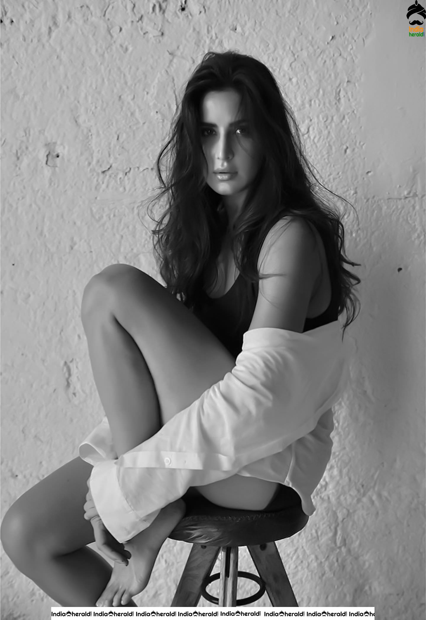 Katrina Kaif Latest Tempting Hot Clicks Set 2