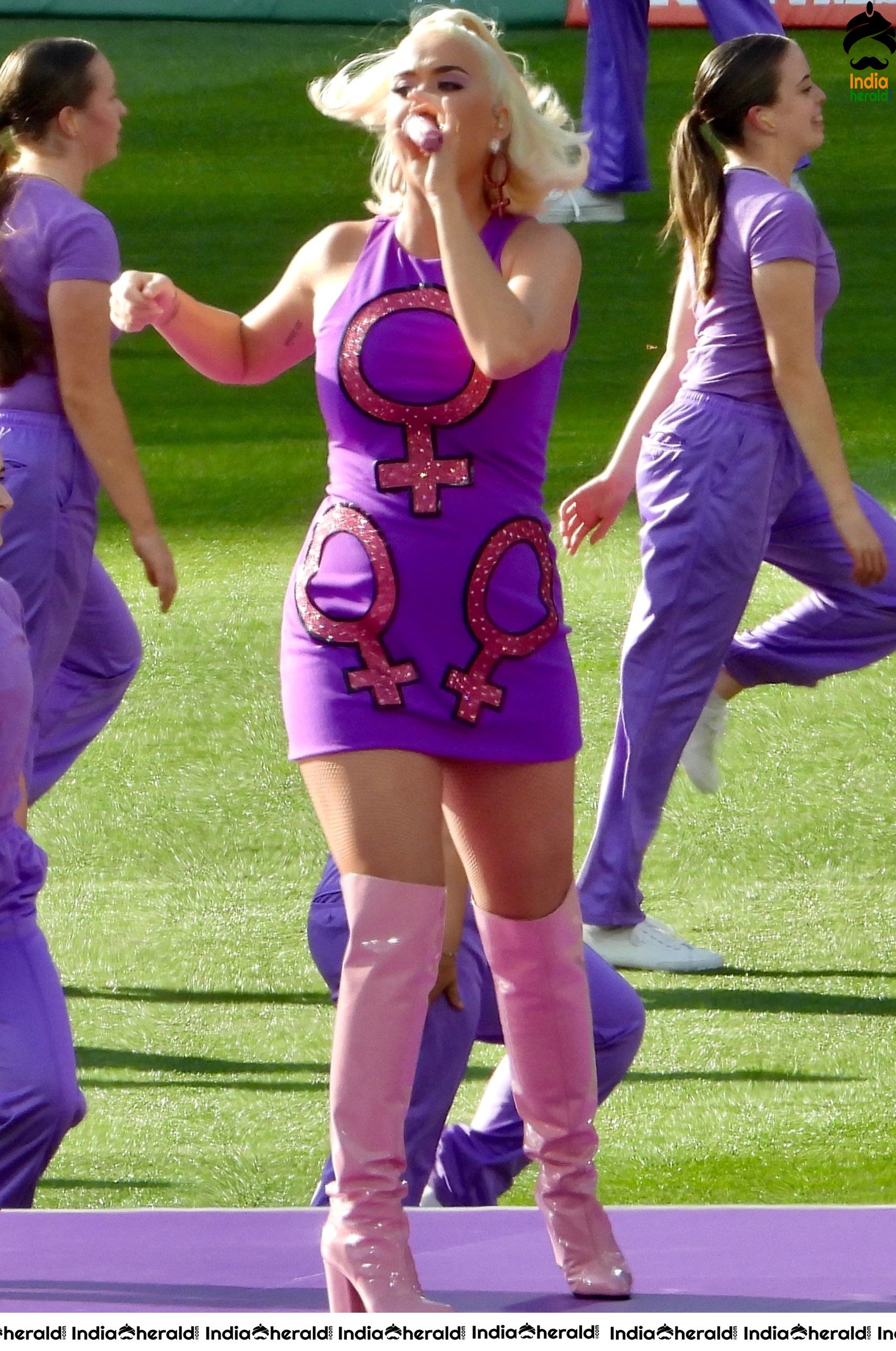 Katy Perry while performing at Womens Cricket Final in Melbourne Set 2