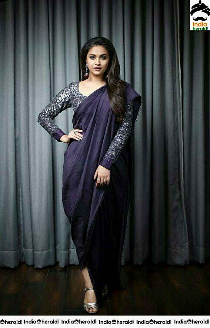 Keerthy Suresh Looking Dapper And Hot In These Photoshoot