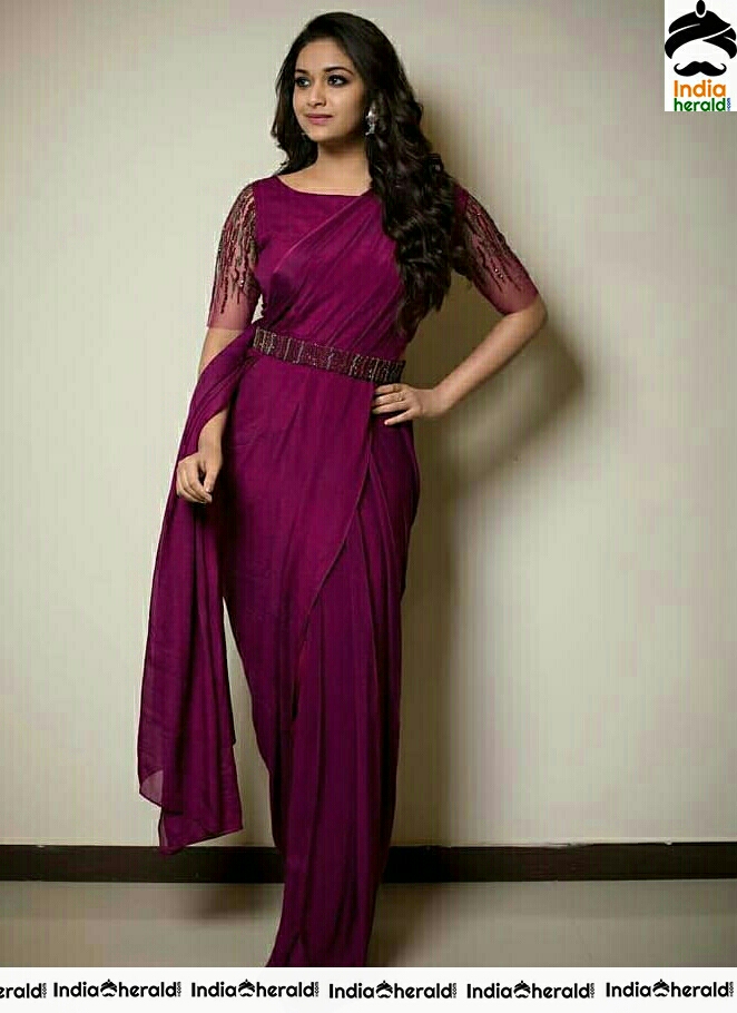 Keerthy Suresh Looking Dapper And Hot In These Photoshoot