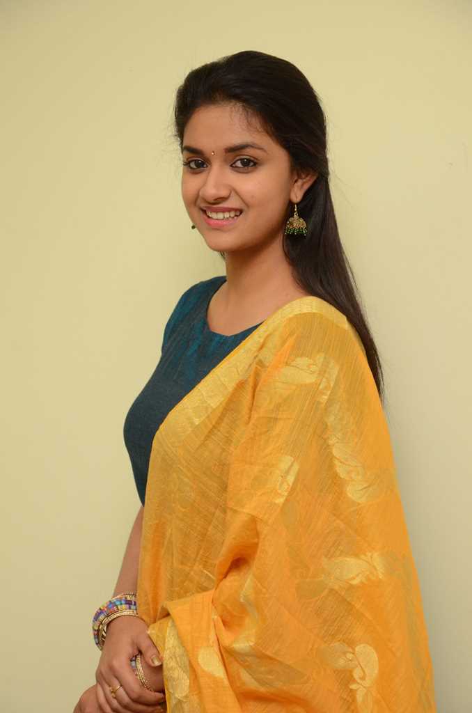 Keerthy Suresh Shows Off In Traditional Attire Set 2