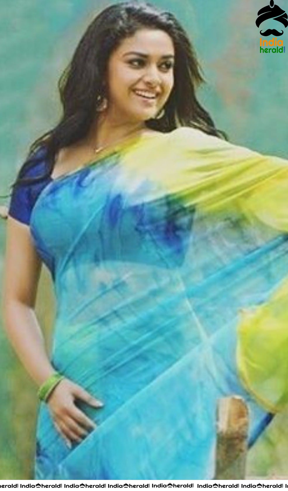 Keerthy Suresh Throwback Photos in Saree from her debut movie in Telugu