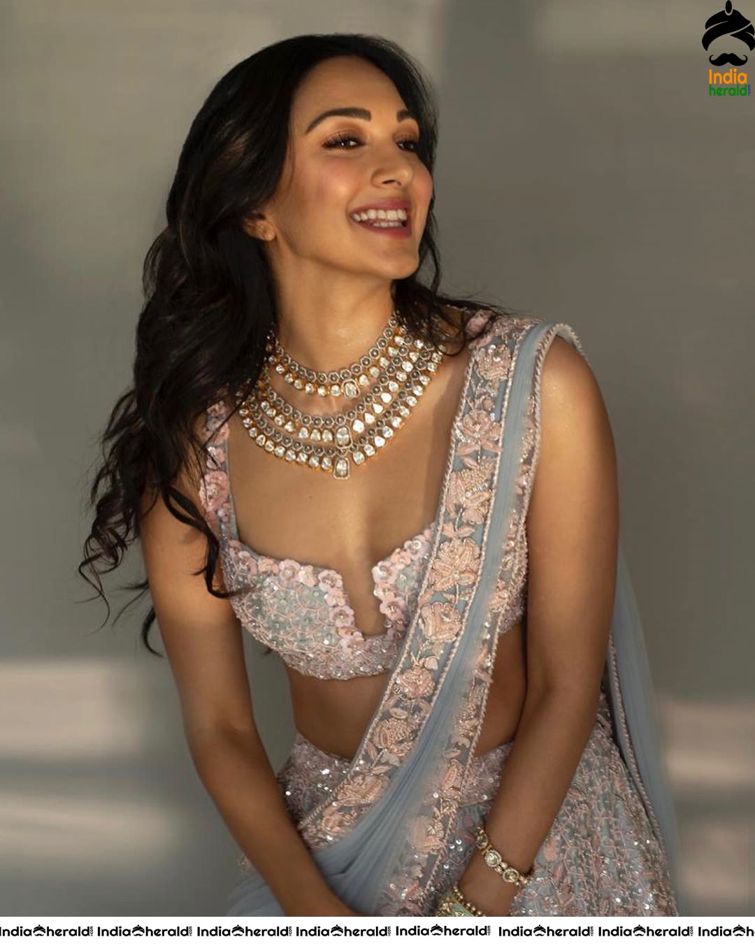 Kiara Advani Hottest Exposure Photos Collection Set 2