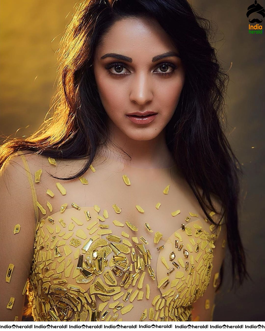 Kiara Advani Hottest Exposure Photos Collection Set 6