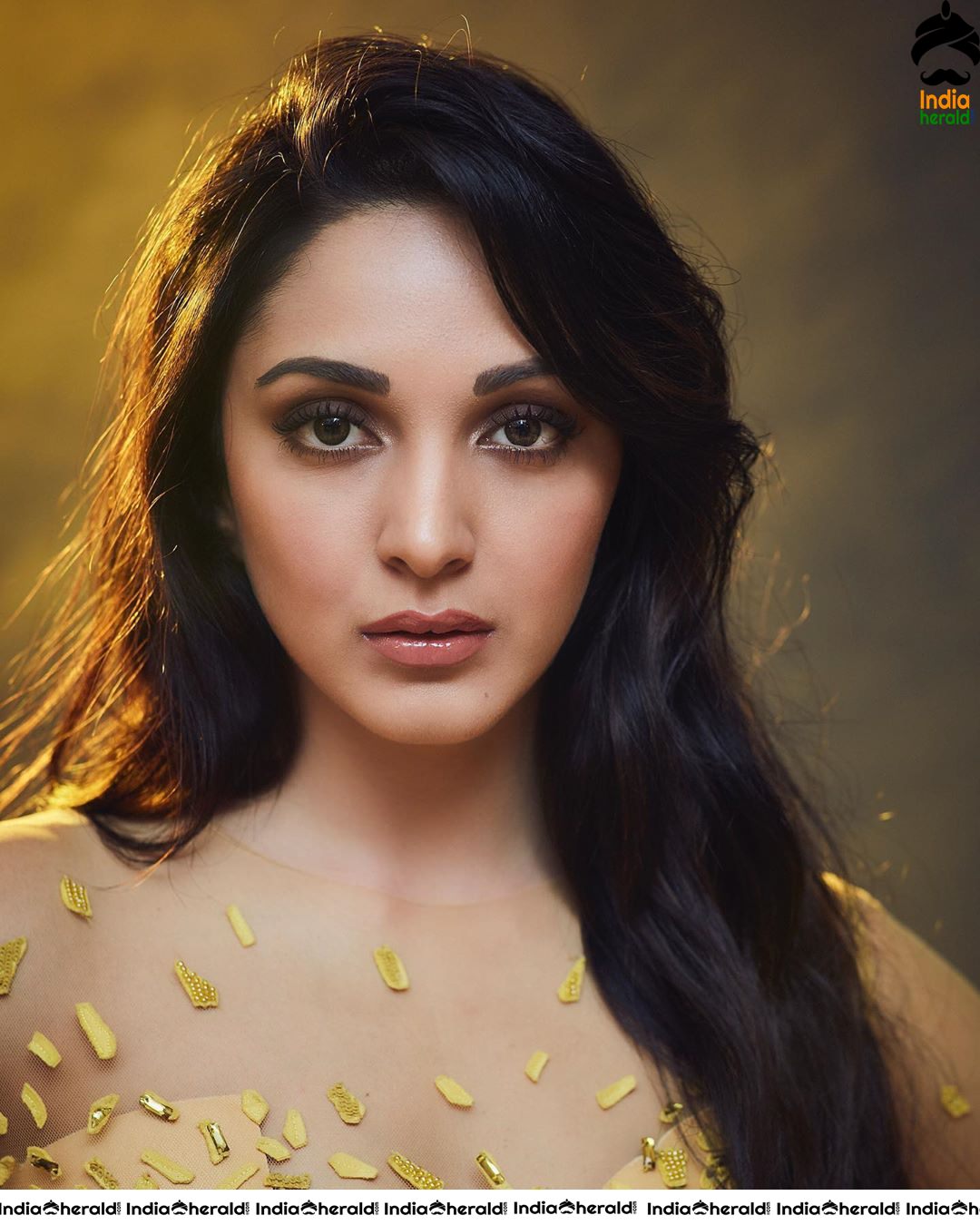 Kiara Advani Hottest Exposure Photos Collection Set 6