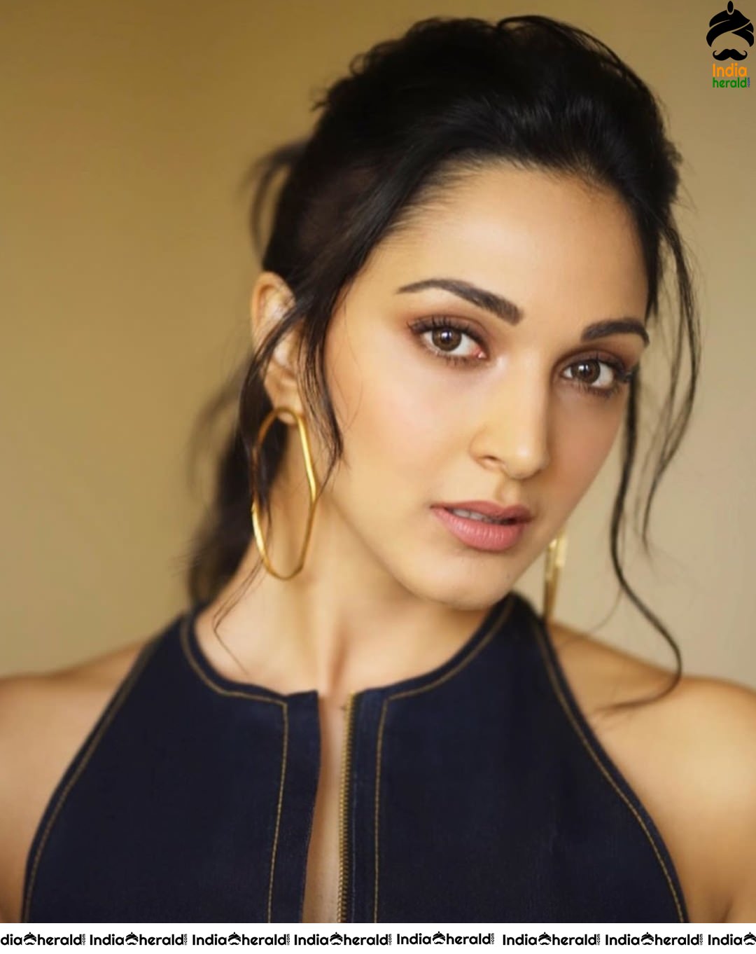 Kiara Advani Looking Pretty and Sexy at the Same time in these Photos