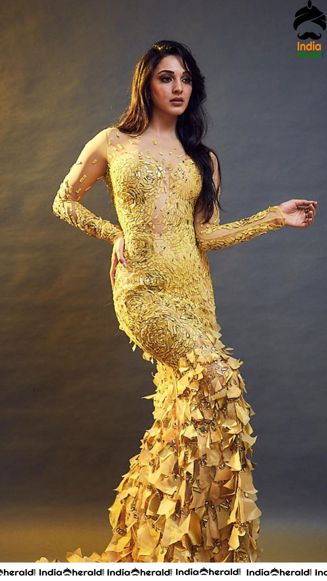 Kiara Advani Looks like a Golden Angel in this Photoshoot
