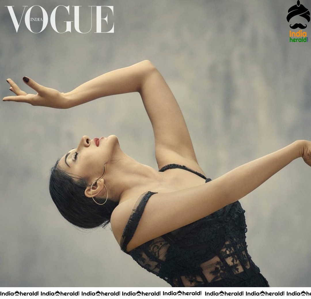 Kiara Advani Oozing Hotness in Latest Edition of Vogue Magazine