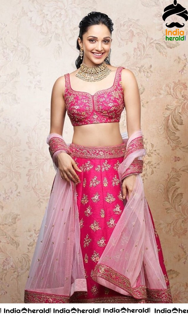 Kiara Advani Shows her Hot Midriff and Tempting Cleavage in Pink Choli Photoshoot