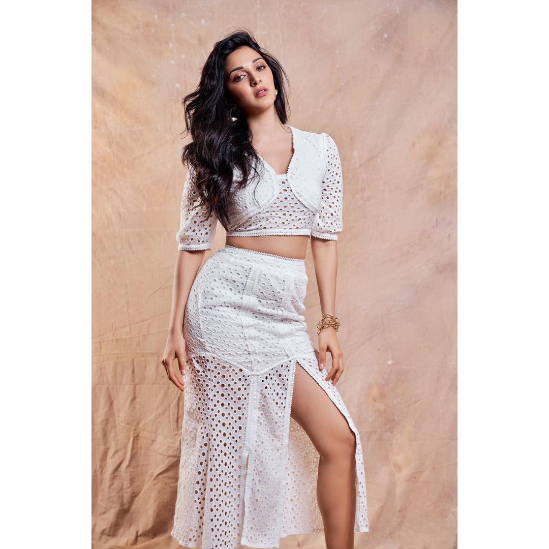 Kiara Advani Tempting Hot In Transparent white Dress