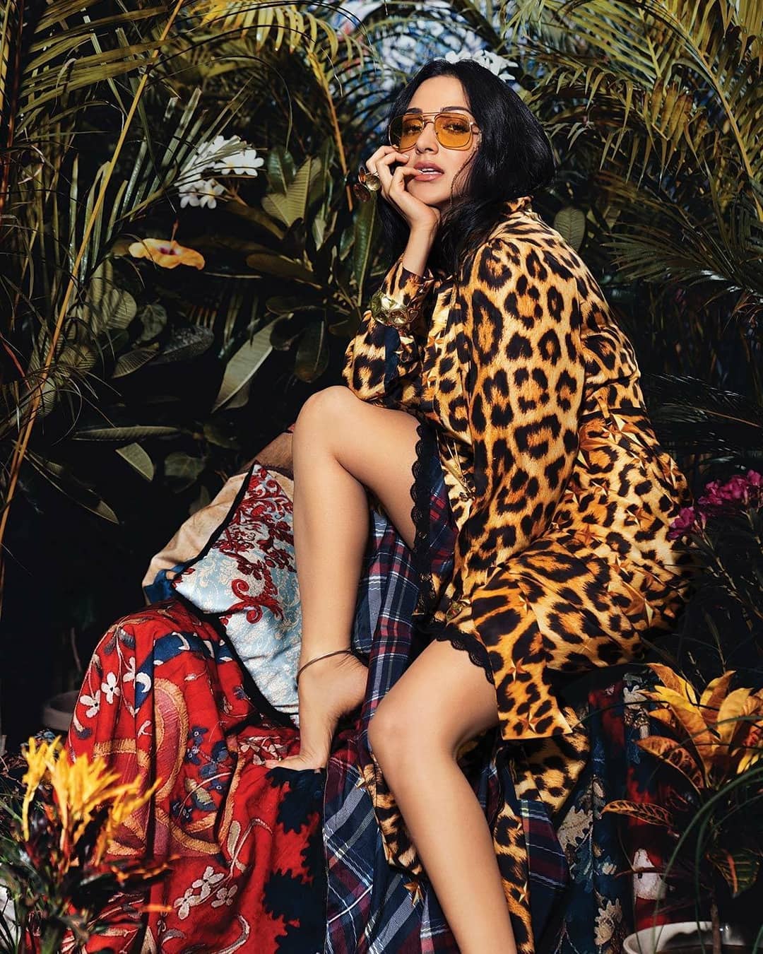 Kiara Tantalizing Hot Photoshoot